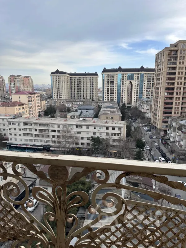 Satılır 3 otaqlı yeni tikili 145 m²