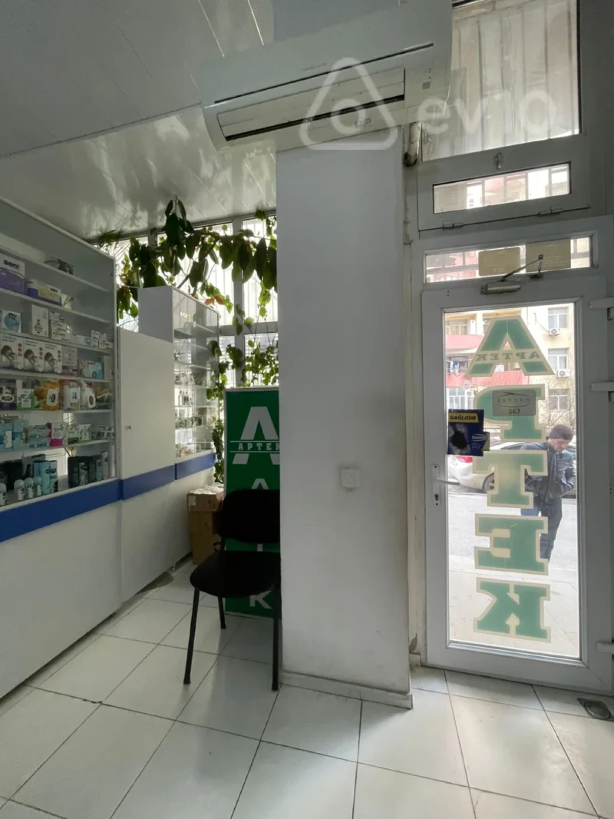 Satılır mənzil 68 m²