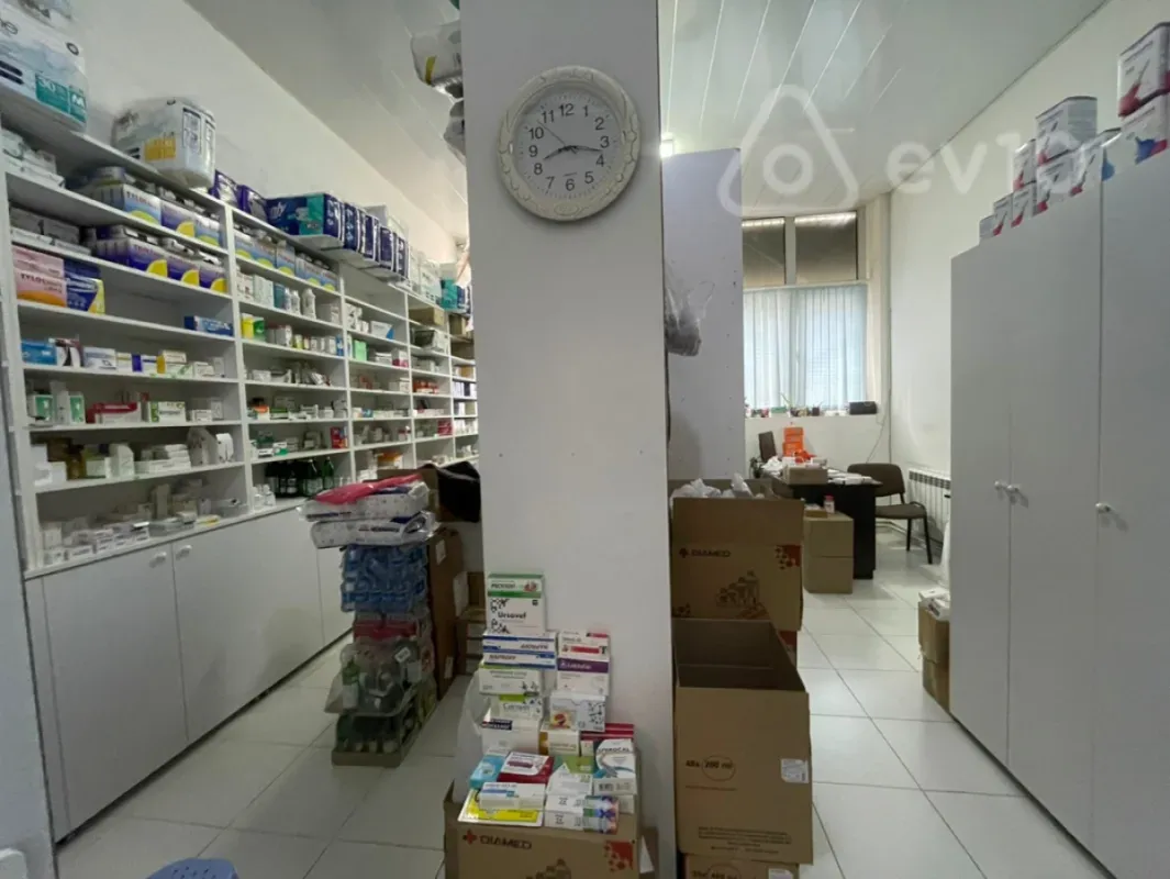 Satılır mənzil 68 m²
