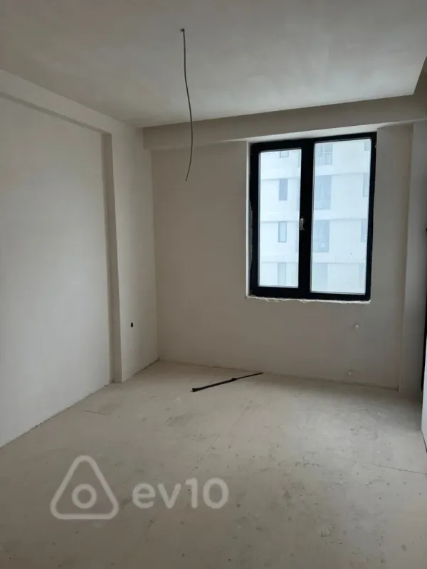 Satılır 2 otaqlı yeni tikili 49 m²