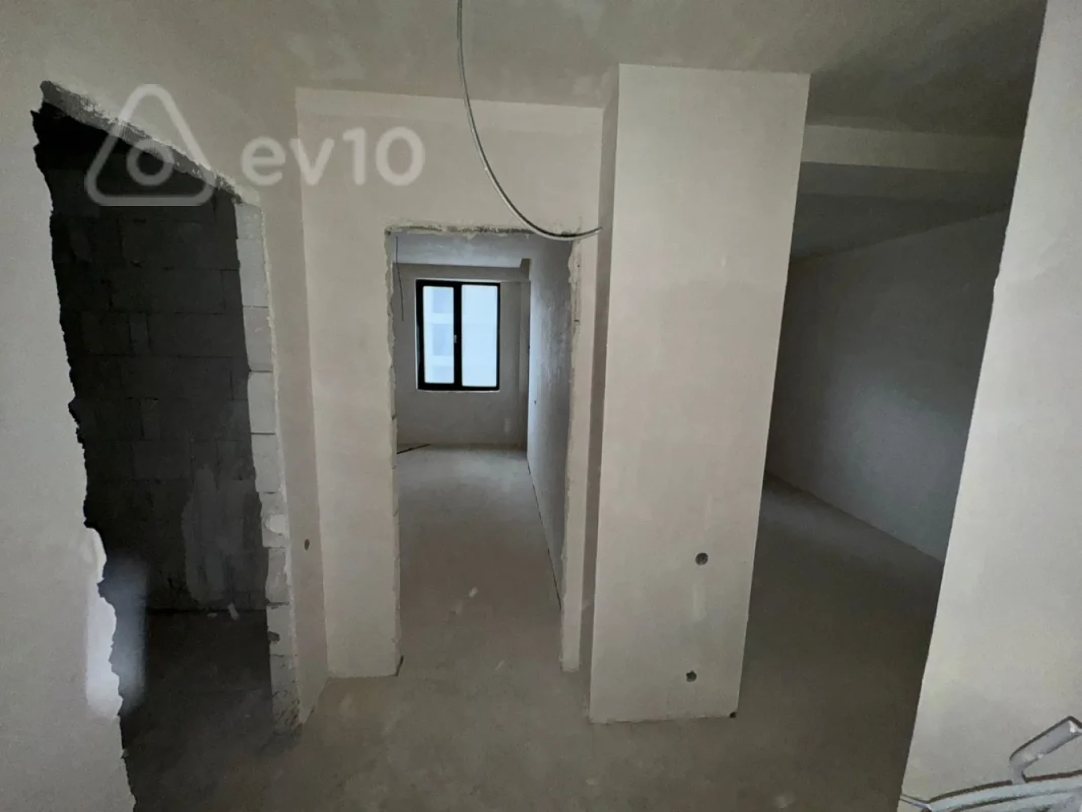 Satılır 2 otaqlı yeni tikili 49 m²