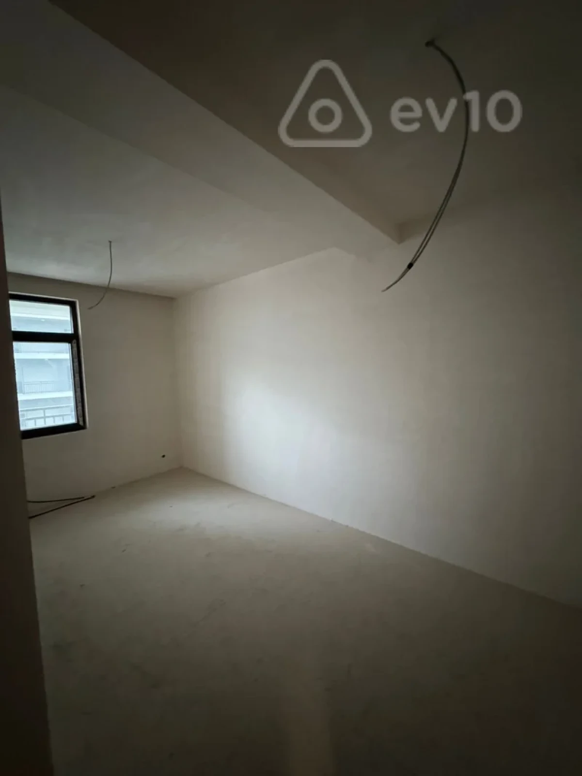Satılır 2 otaqlı yeni tikili 49 m²