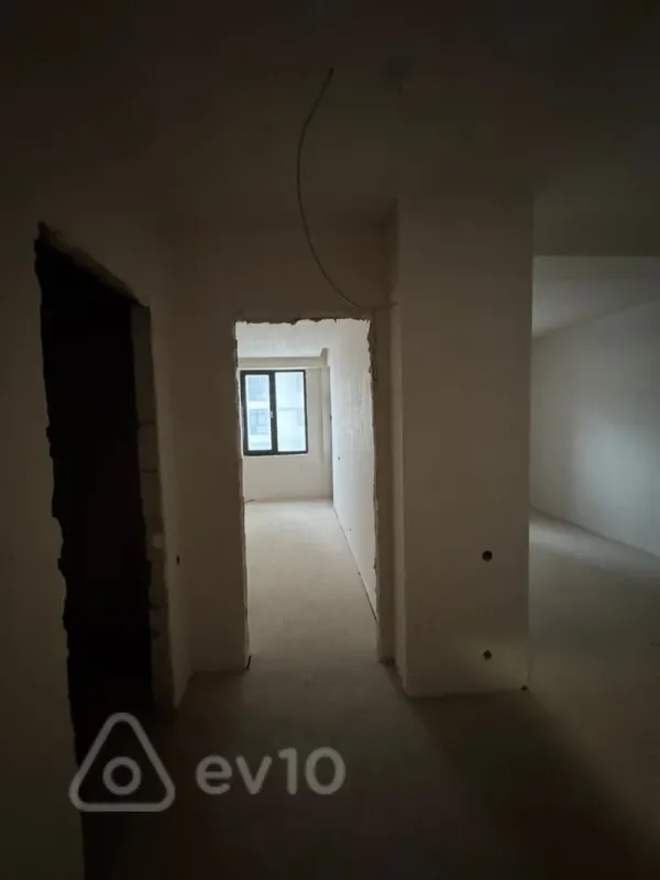 Satılır 2 otaqlı yeni tikili 49 m²