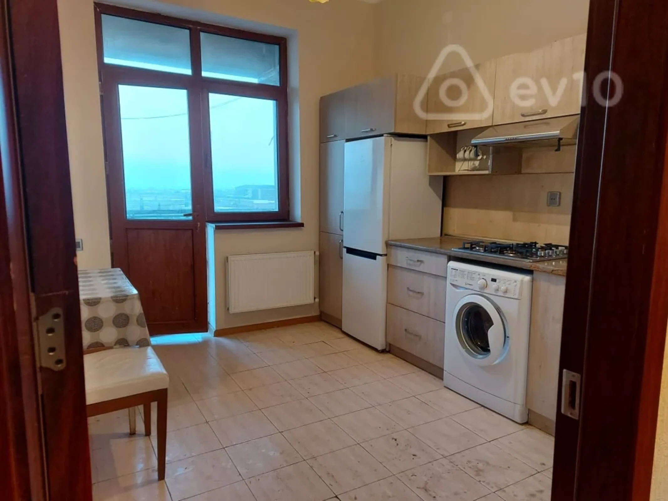 Kirayə verilir 3 otaqlı yeni tikili 120 m²
