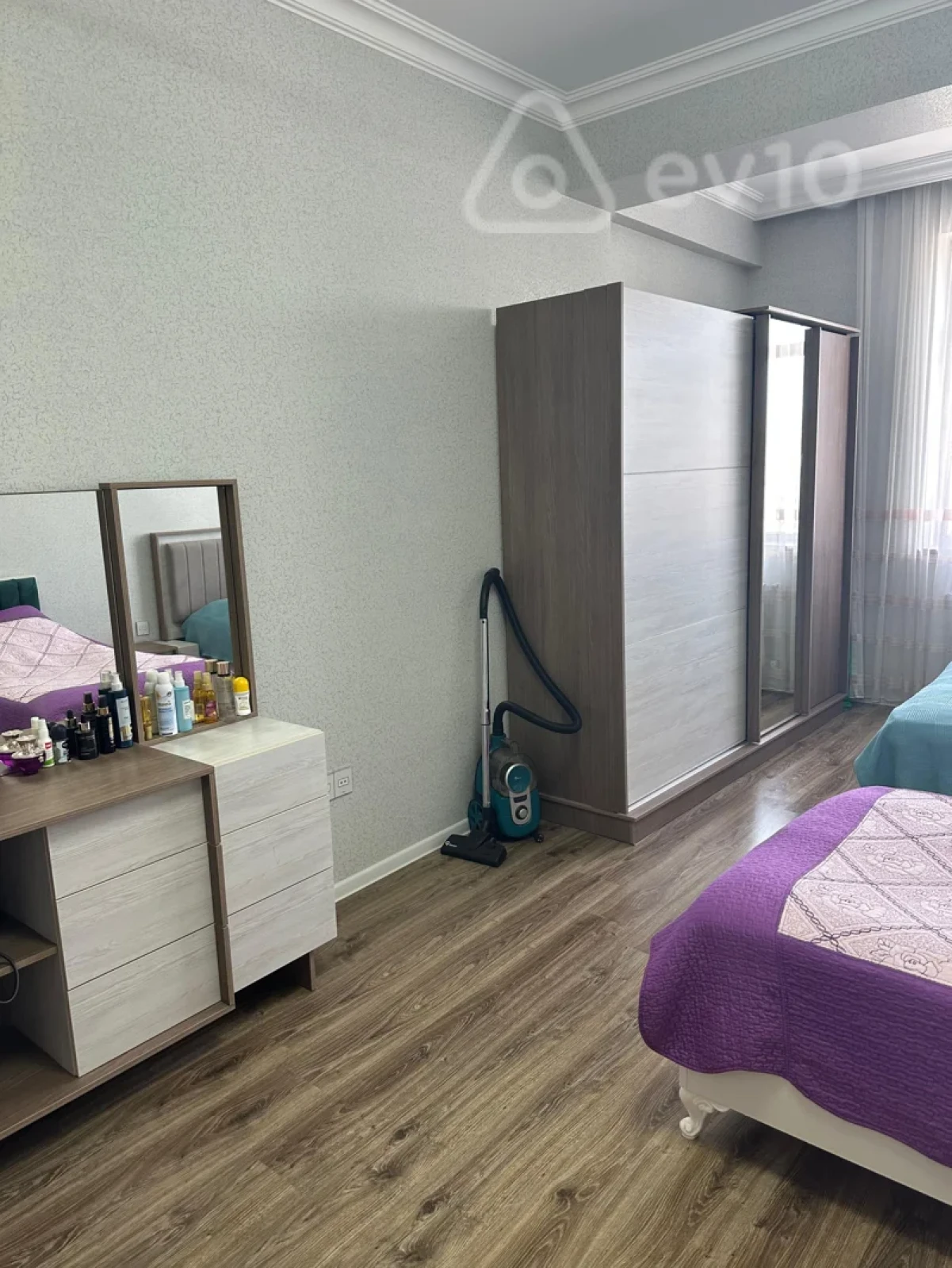 Kirayə verilir 2 otaqlı yeni tikili 74 m²