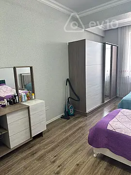 Kirayə verilir 2 otaqlı yeni tikili 74 m²