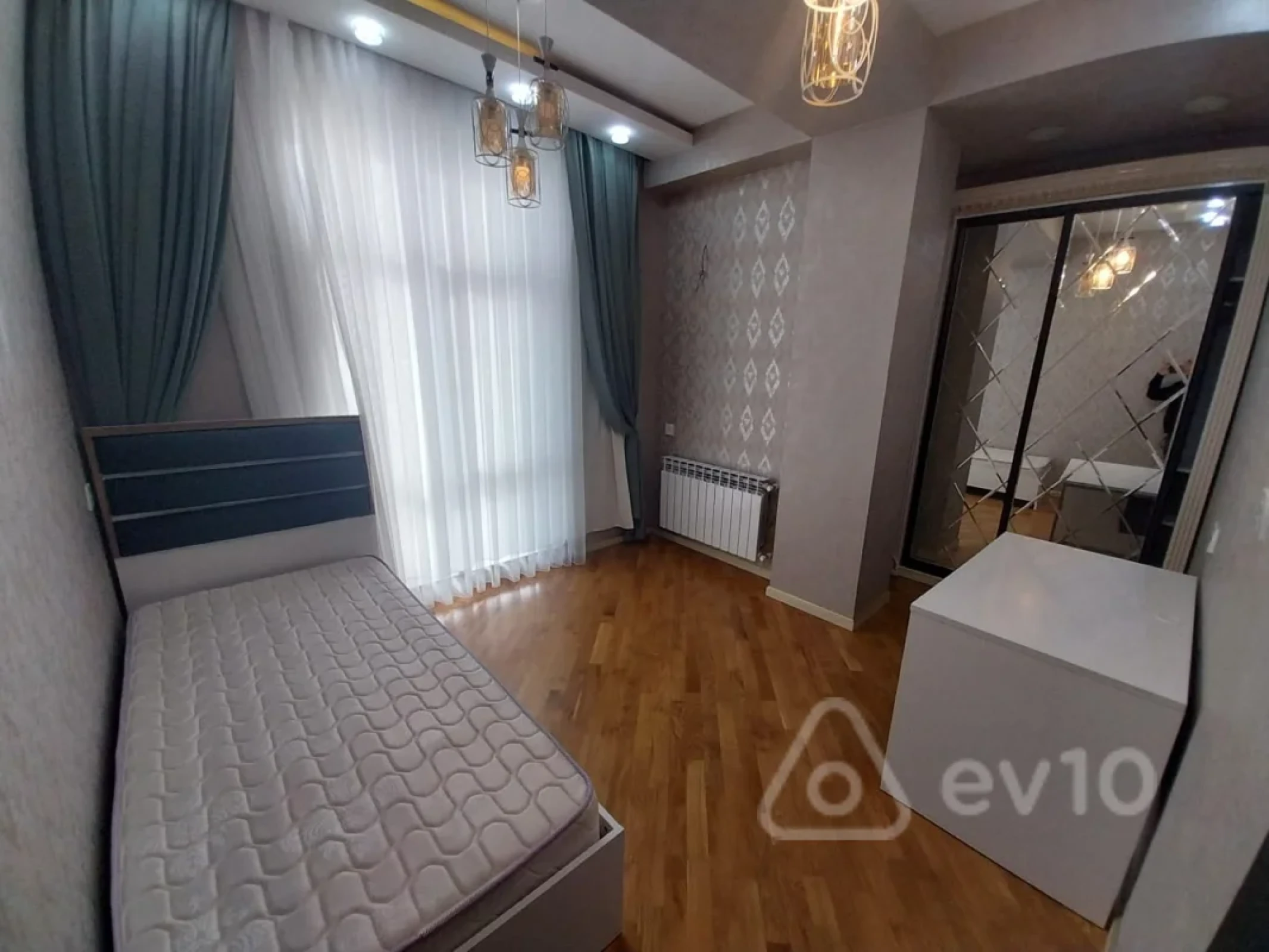 Kirayə verilir 3 otaqlı yeni tikili 100 m²