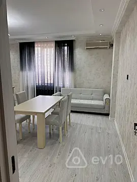 Kirayə verilir 3 otaqlı yeni tikili 85 m²