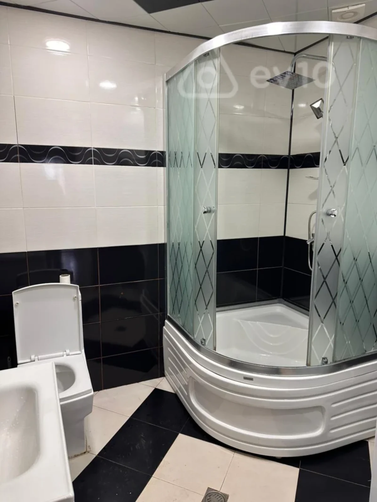 Kirayə verilir 3 otaqlı yeni tikili 85 m²