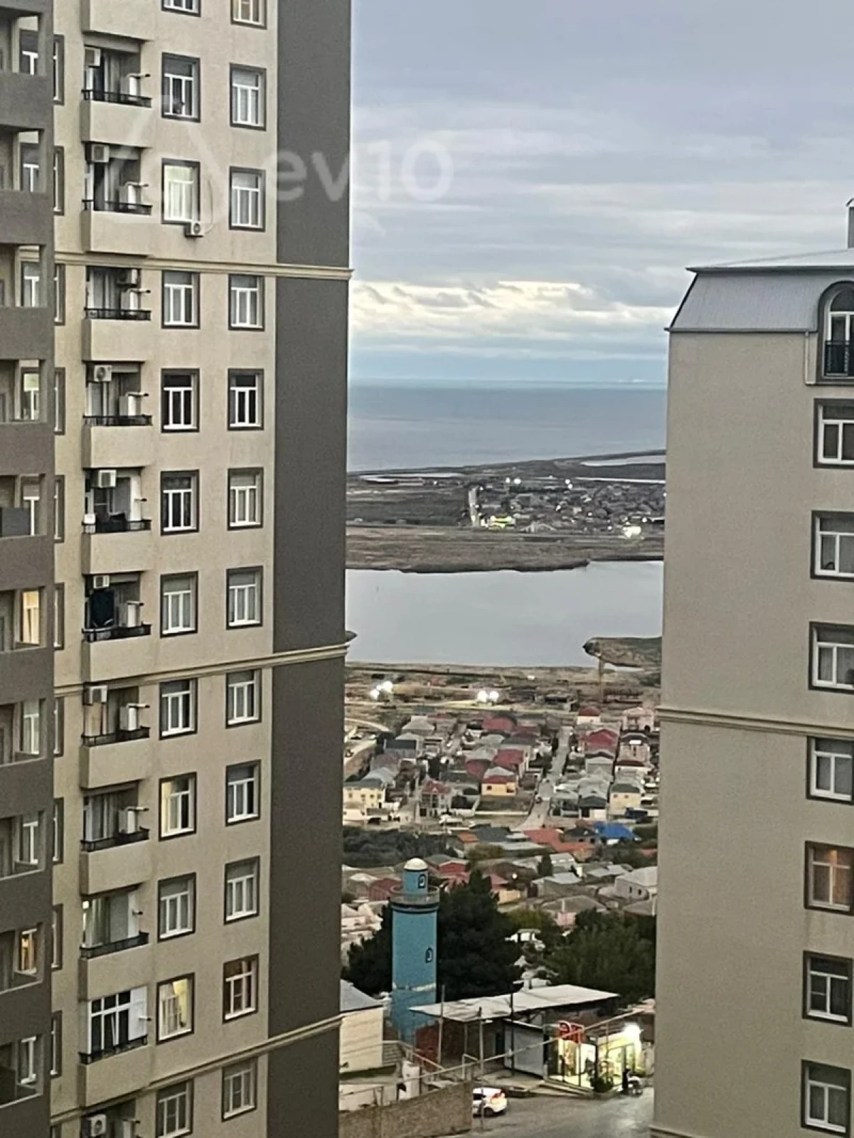Kirayə verilir 2 otaqlı yeni tikili 50 m²