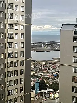 Kirayə verilir 2 otaqlı yeni tikili 50 m²