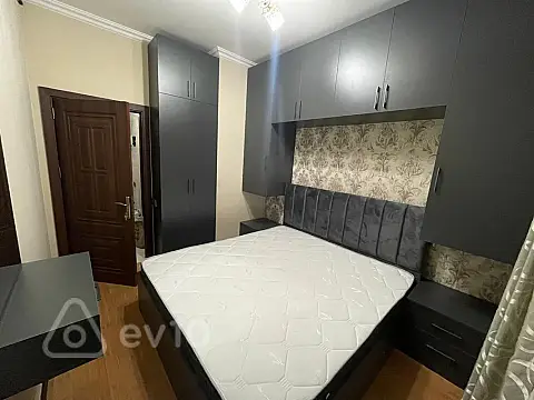 Kirayə verilir 2 otaqlı yeni tikili 50 m²