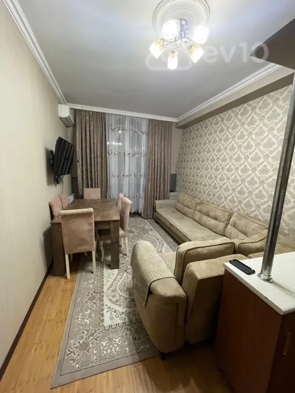 Kirayə verilir 2 otaqlı yeni tikili 50 m²