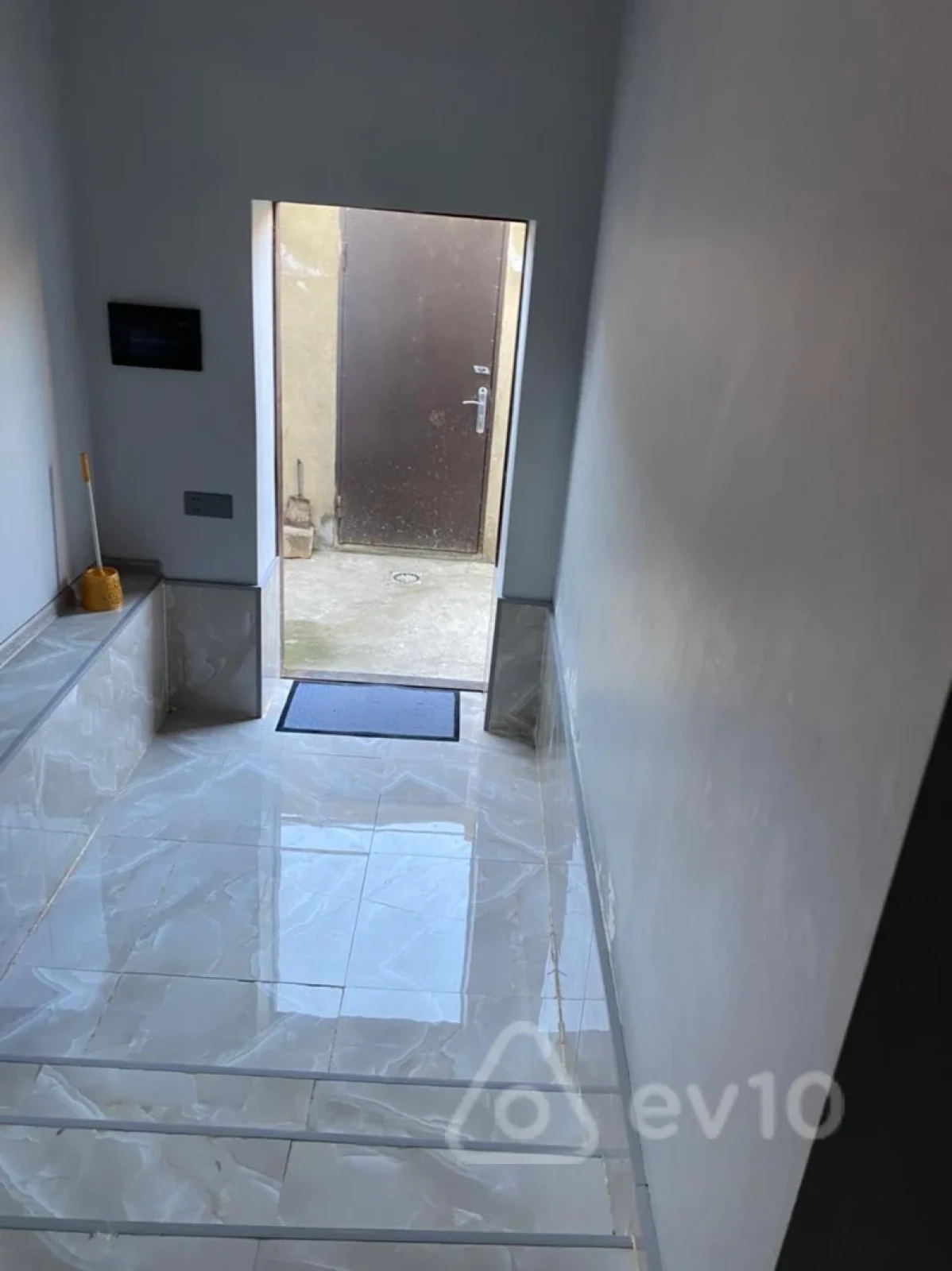 Kirayə verilir 3 otaqlı həyət evi 93 m²