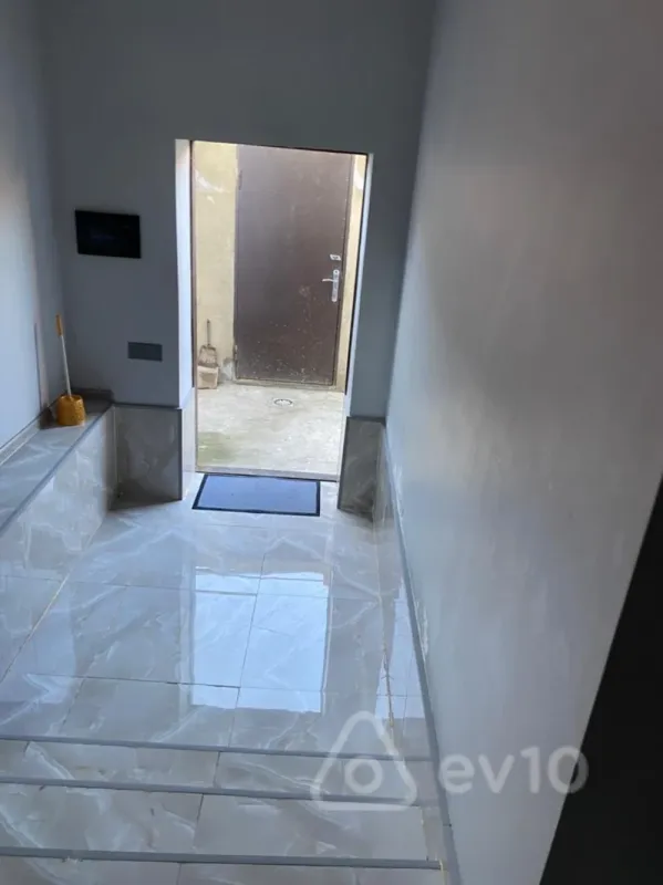 Kirayə verilir 3 otaqlı həyət evi 93 m²