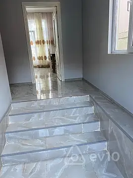 Kirayə verilir 3 otaqlı həyət evi 93 m²