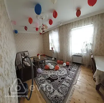 Satılır 6 otaqlı həyət evi 220 m²