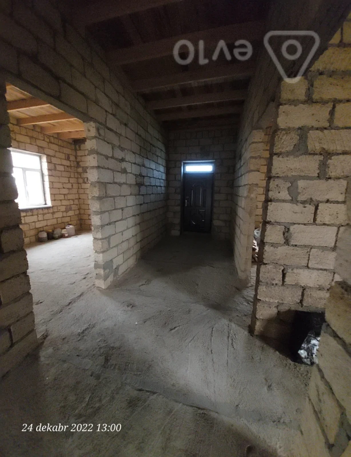 Satılır 6 otaqlı həyət evi 220 m²