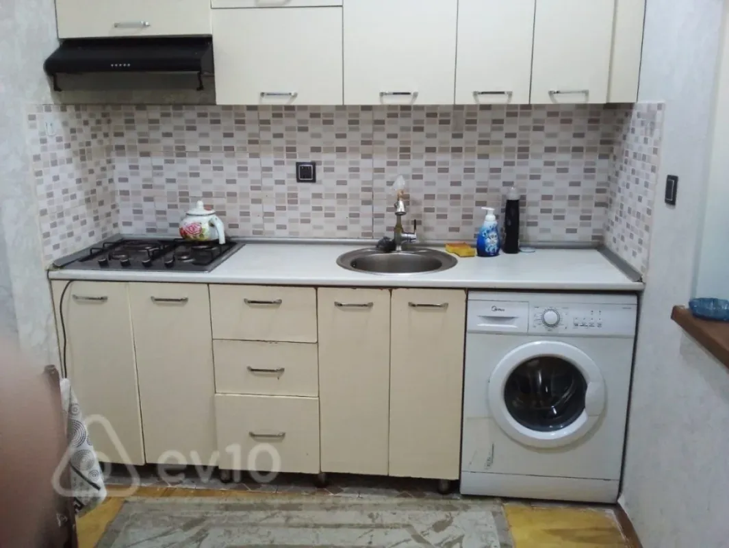 Kirayə verilir 1 otaqlı yeni tikili 36 m²
