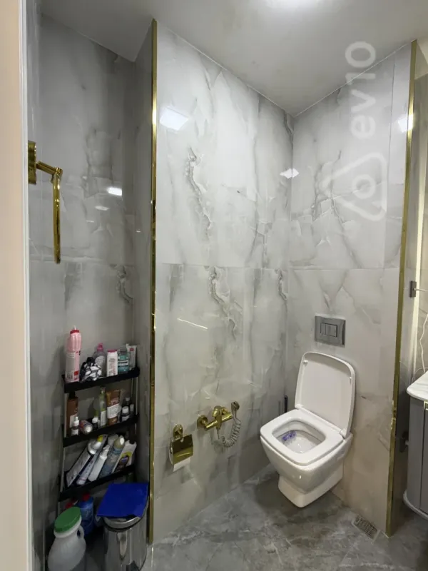Satılır 3 otaqlı yeni tikili 90 m²