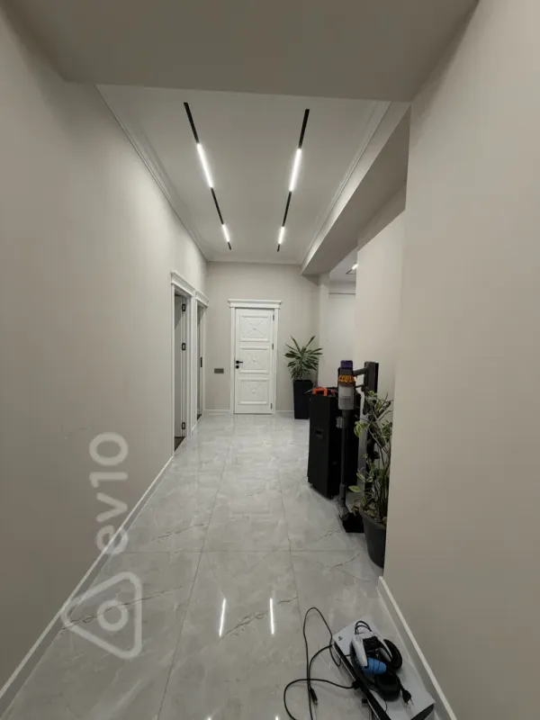 Satılır 3 otaqlı yeni tikili 90 m²