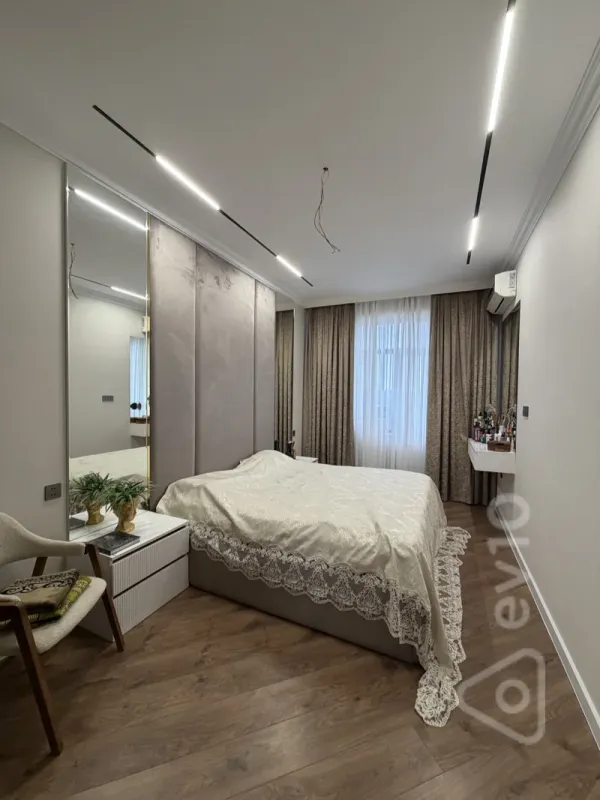 Satılır 3 otaqlı yeni tikili 90 m²