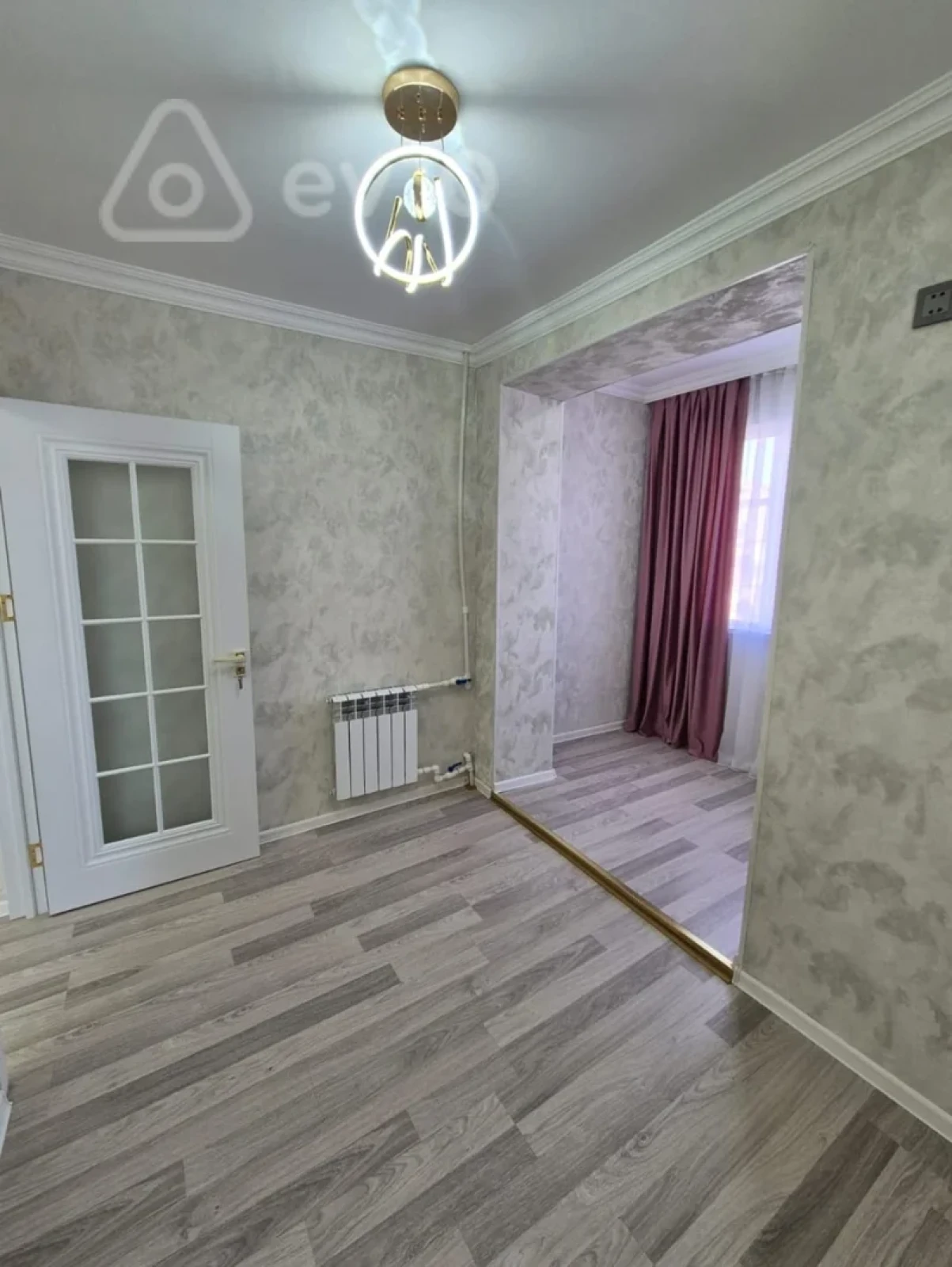 Satılır 2 otaqlı köhnə tikili 35 m²