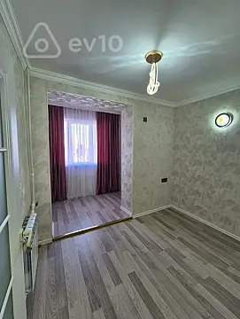 Satılır 2 otaqlı köhnə tikili 35 m²