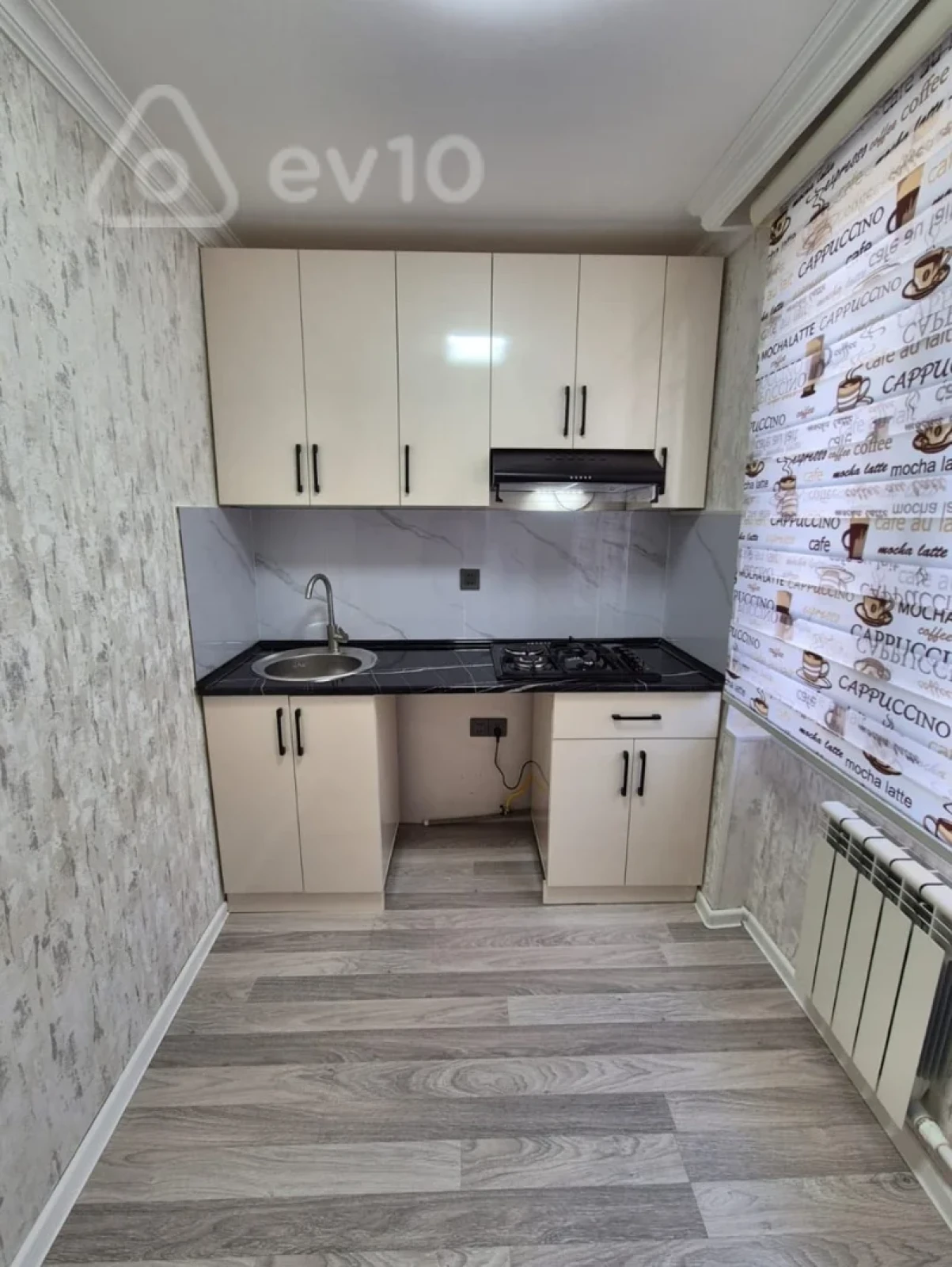 Satılır 2 otaqlı köhnə tikili 35 m²