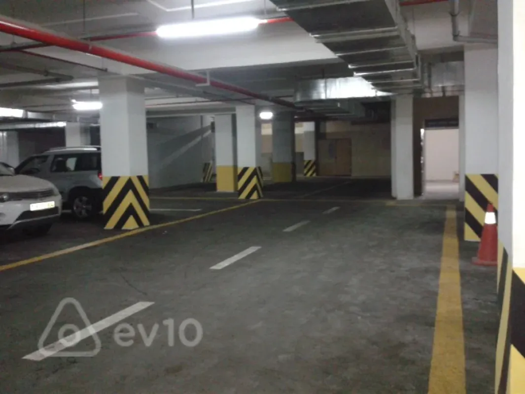 Kirayə verilir 2 otaqlı yeni tikili 65 m²