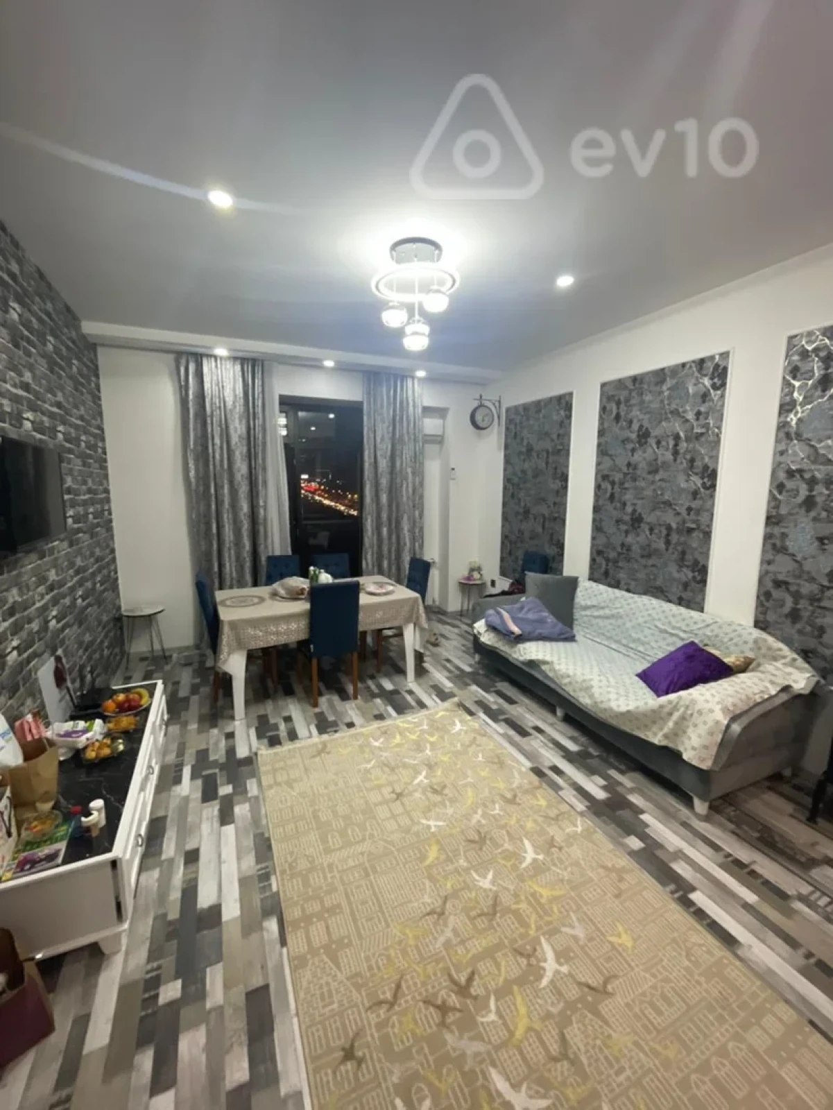 Kirayə verilir 2 otaqlı yeni tikili 65 m²