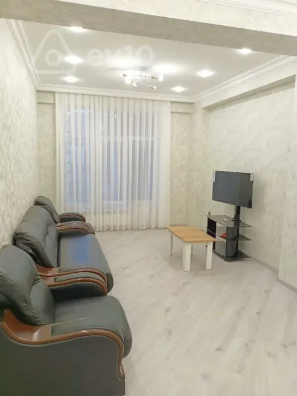 Kirayə verilir 2 otaqlı yeni tikili 96 m²