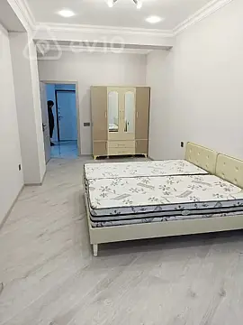 Kirayə verilir 2 otaqlı yeni tikili 96 m²