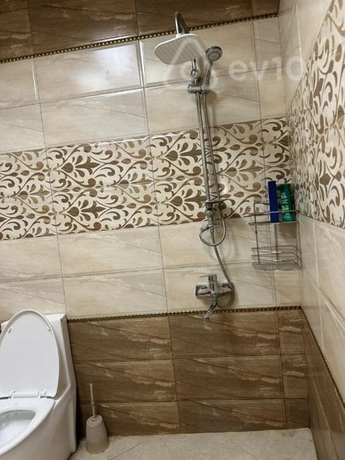 Kirayə verilir 3 otaqlı yeni tikili 110 m²