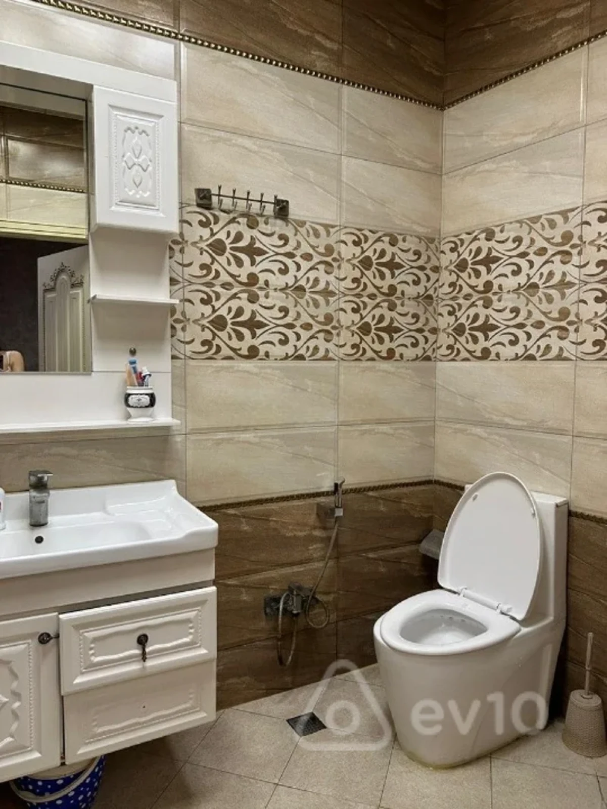 Kirayə verilir 3 otaqlı yeni tikili 110 m²