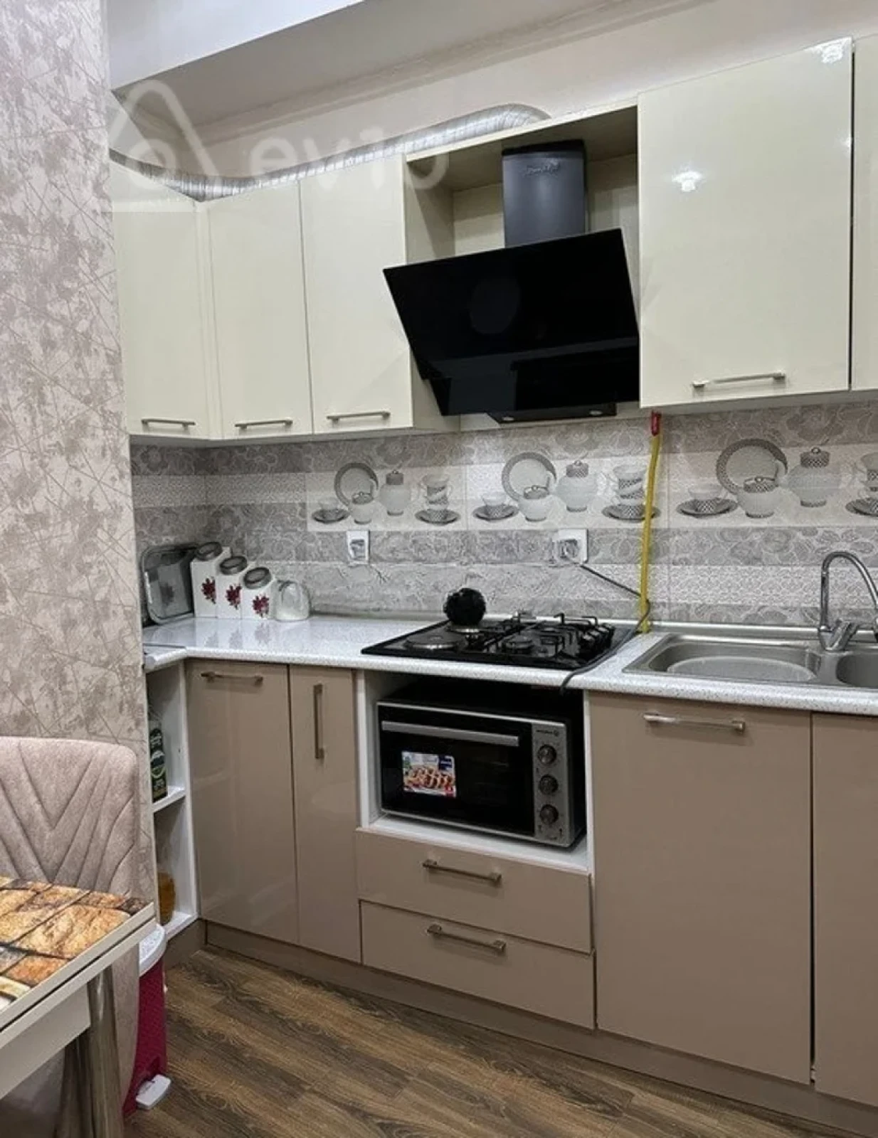Kirayə verilir 3 otaqlı yeni tikili 110 m²