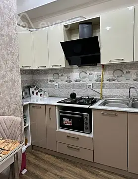 Kirayə verilir 3 otaqlı yeni tikili 110 m²