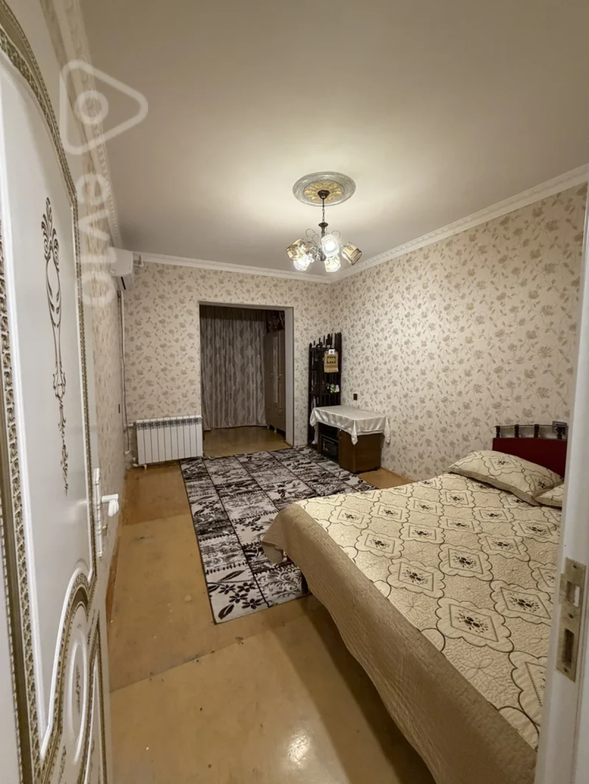 Satılır 2 otaqlı köhnə tikili 60 m²