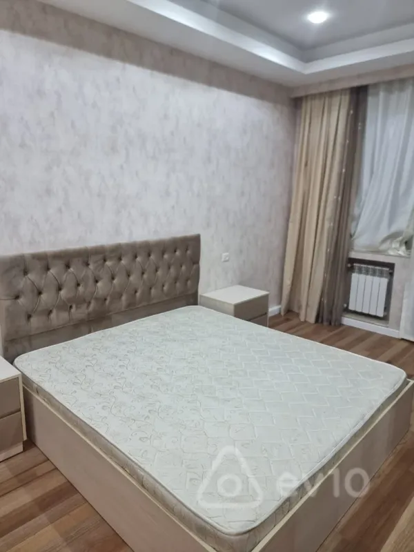 Kirayə verilir 3 otaqlı yeni tikili 120 m²