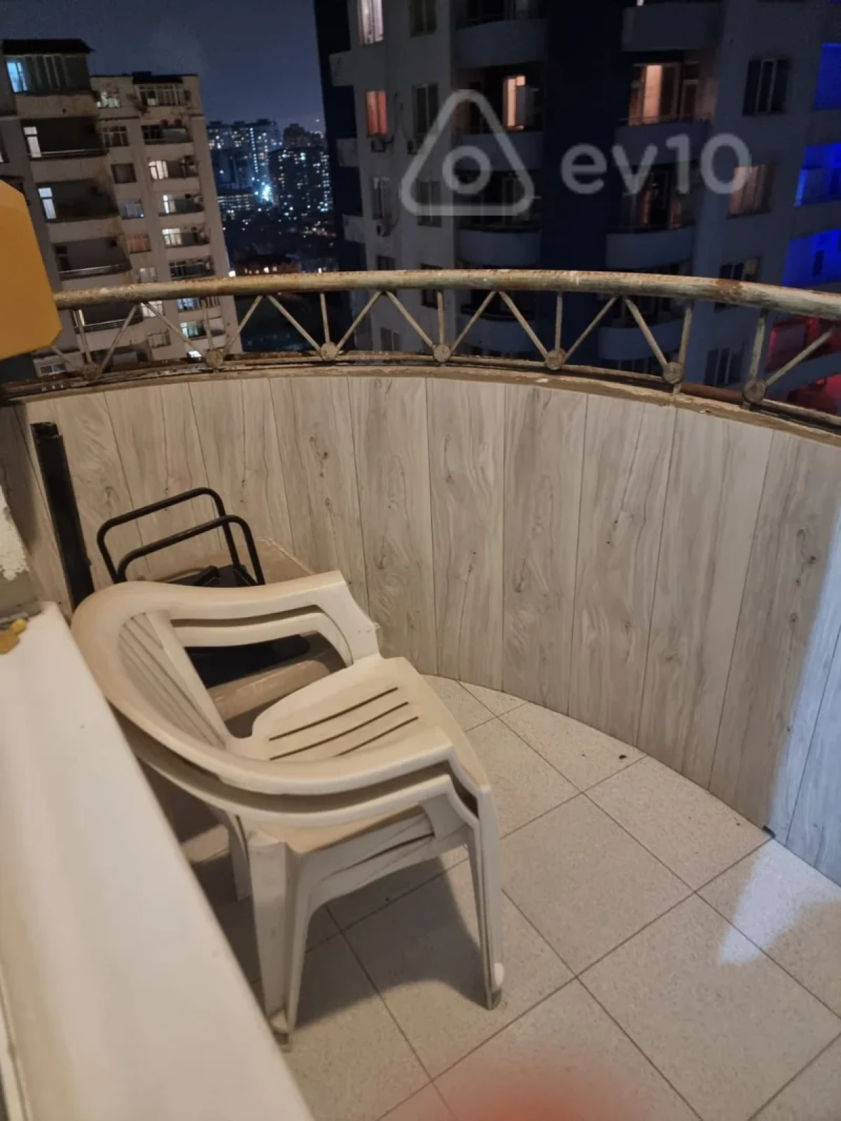 Kirayə verilir 3 otaqlı yeni tikili 120 m²