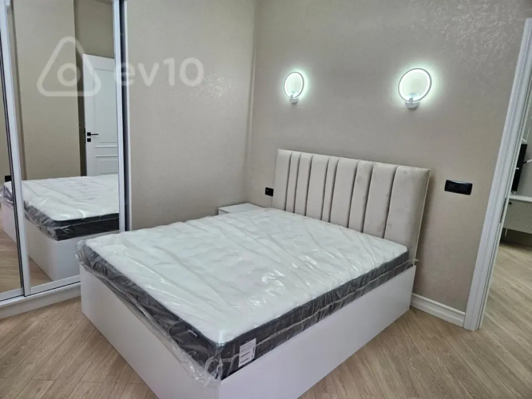 Kirayə verilir 2 otaqlı yeni tikili 55 m²