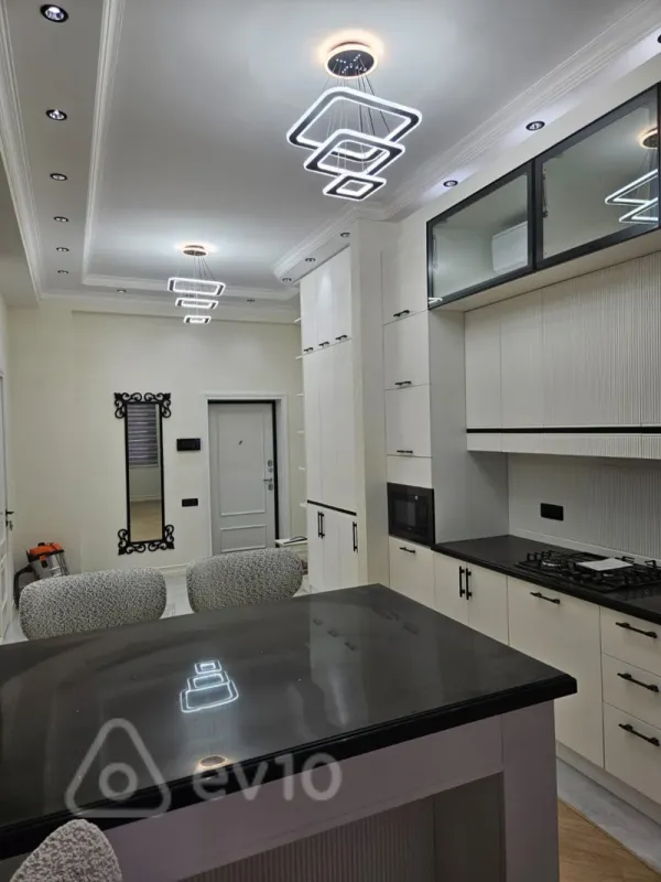 Kirayə verilir 2 otaqlı yeni tikili 55 m²