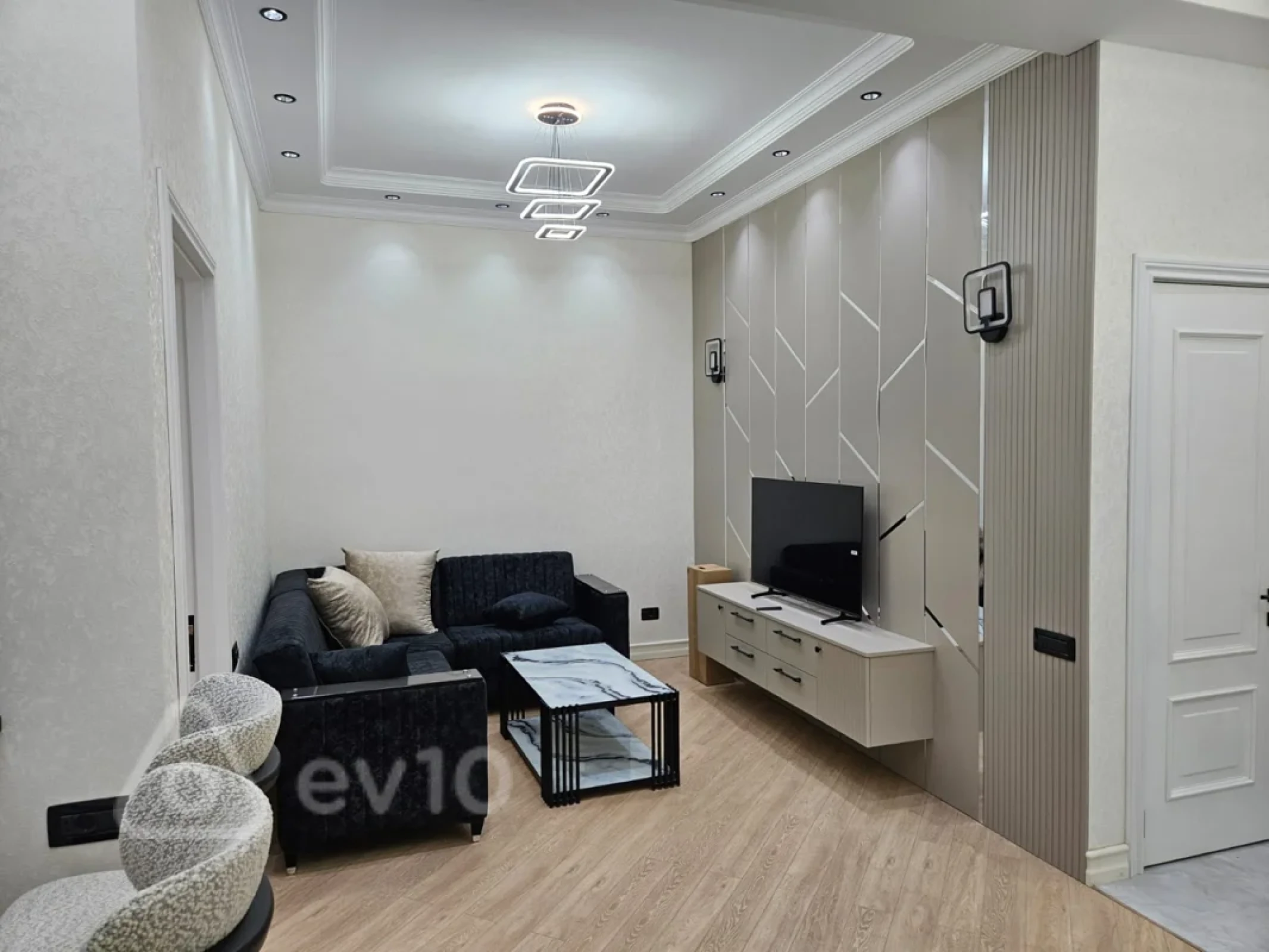 Kirayə verilir 2 otaqlı yeni tikili 55 m²