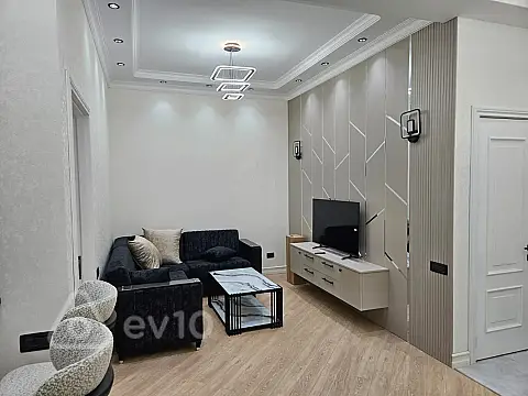 Kirayə verilir 2 otaqlı yeni tikili 55 m²