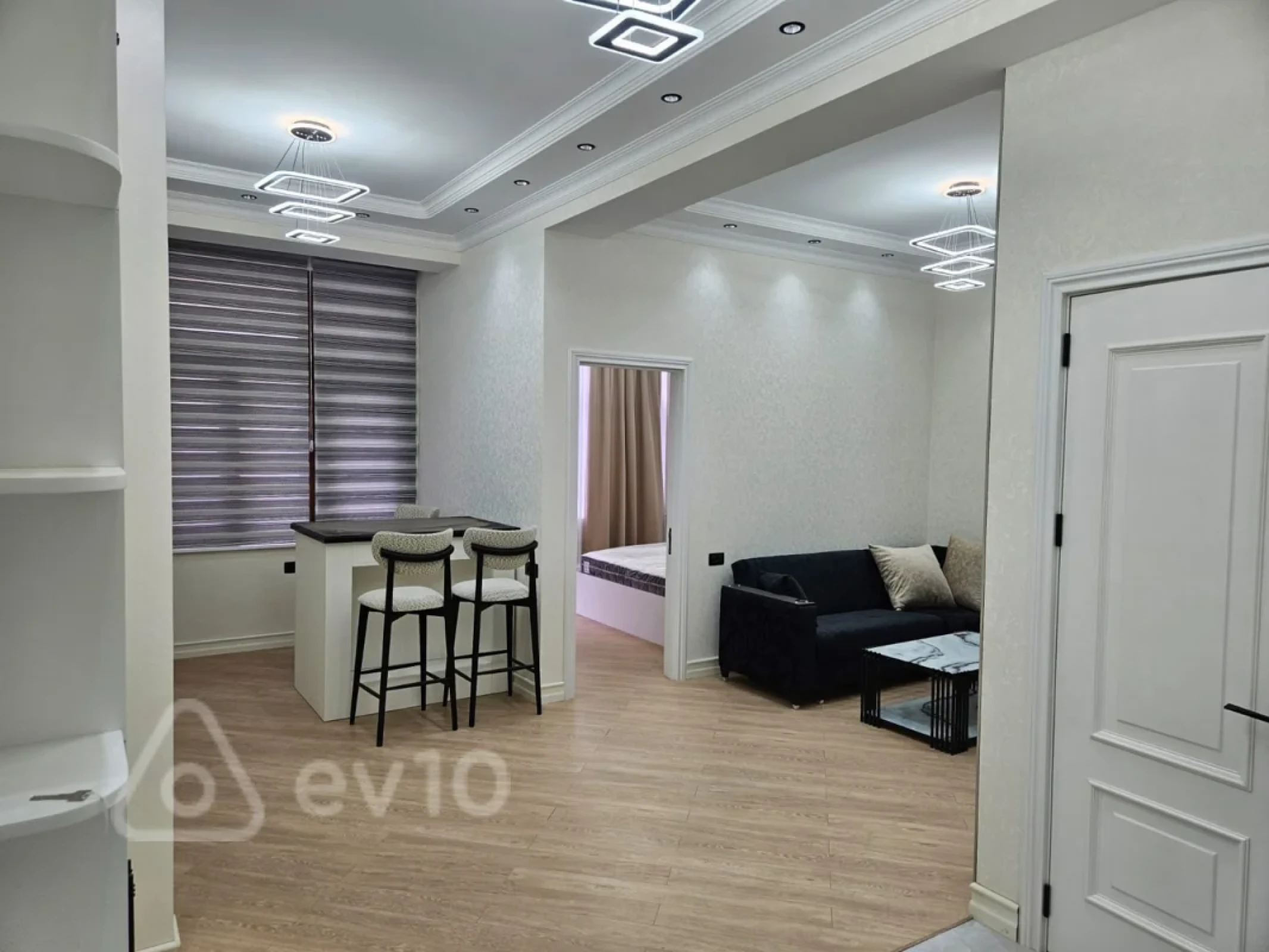 Kirayə verilir 2 otaqlı yeni tikili 55 m²
