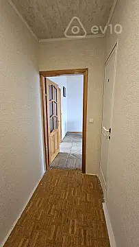 Kirayə verilir 2 otaqlı köhnə tikili 50 m²