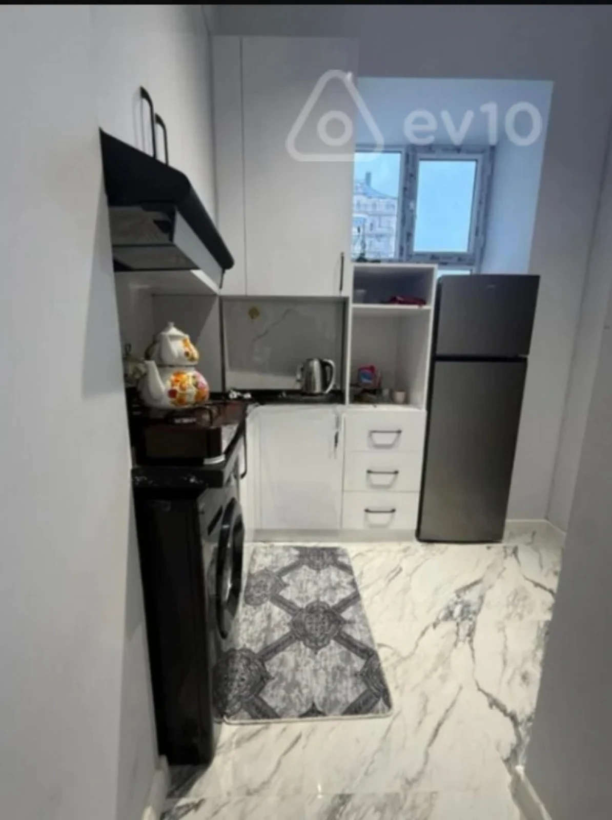 Kirayə verilir 1 otaqlı köhnə tikili 30 m²