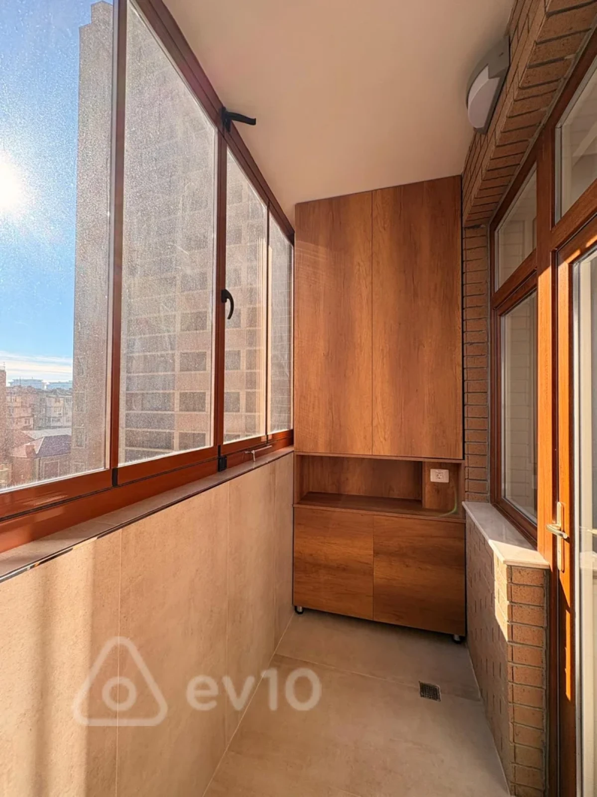 Satılır 3 otaqlı yeni tikili 108 m²