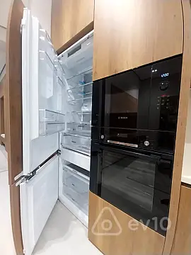 Satılır 3 otaqlı yeni tikili 108 m²