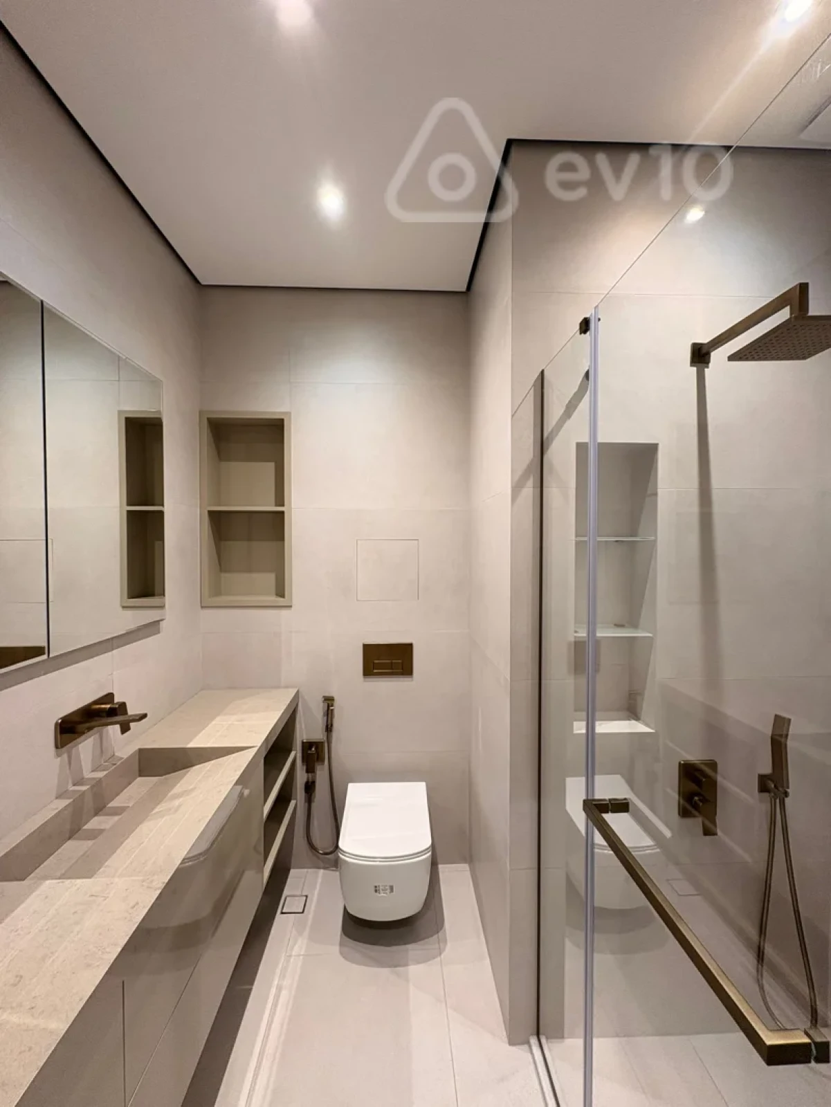 Satılır 3 otaqlı yeni tikili 108 m²